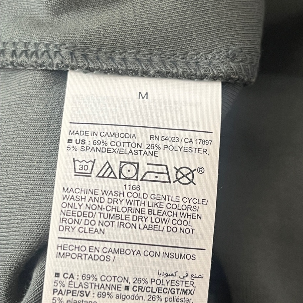 Old Navy Active Dark Green Wide Leg Cargo Pants size medium - Picture 11 of 11